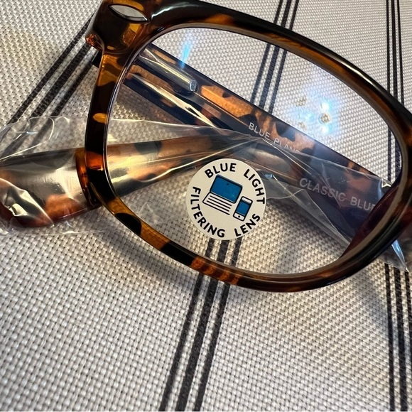 Blue Planet Blue Light Tortoise Glasses - Picture 8 of 8